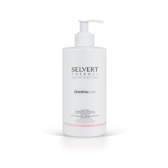 <p>Detergente viso e struccante, con azione lenitiva e riparatore della pelle.</p>
<p>Rimuove le impurità, le tracce di trucco lasciando la pelle idratata grazie al suo ingrediente principale, l'olio di riso.</p>